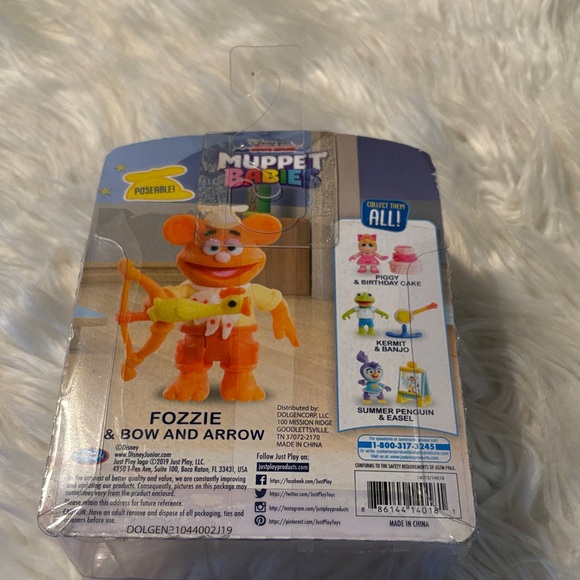 Muppet Babies Fozzie Poseable Toy - Picture 4 of 4